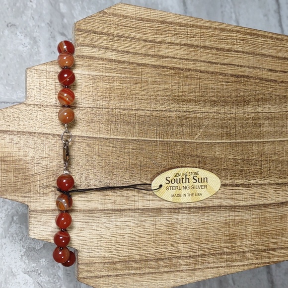 South Sun Natural Stone Necklace - Picture 5 of 9